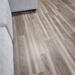 ALUXO® Signature Self Adhesive Vinyl Flooring Tiles - Wood Effect Natural | 36pcs (5m² area)