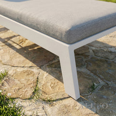 ALUXO® Dasia Luxury Outdoor Sun Lounger – White Aluminium & Pebble Grey Cushion